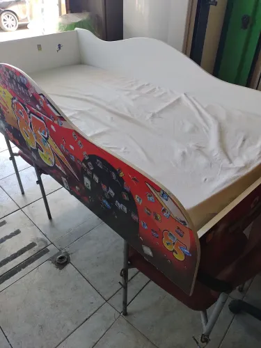 Cama Infantil Carros Usada com Colchão
