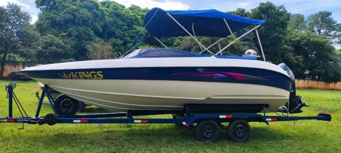 LANCHA PHOENIX 230 MOTOR 200HP 23 PÉS avalio trocas