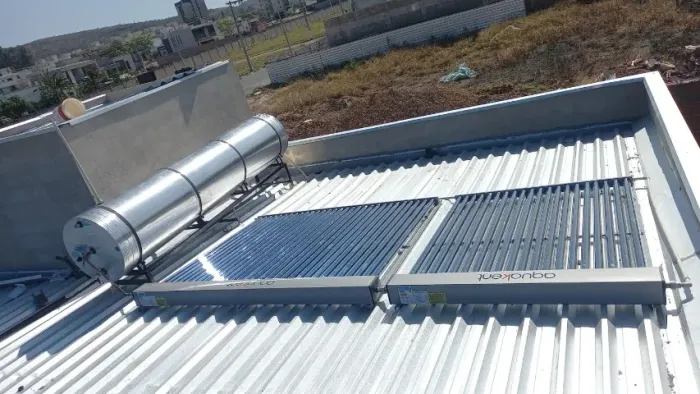 Aquecedor solar á vácuo tubos