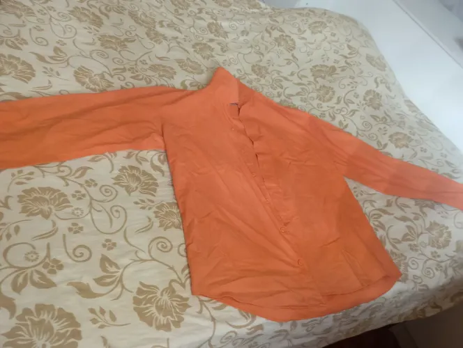 Camisa social laranja manga comprida