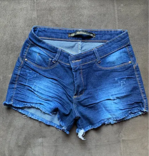 Short Jeans Melissa Desfiado - Tamanho 38/40