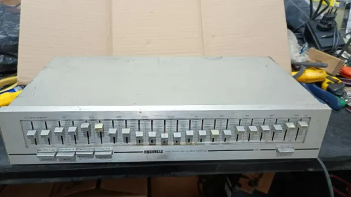 PréAmp-Equalizador NEP-03 Nashville - com entrada de Toca discos/Line/DAD - Revisado