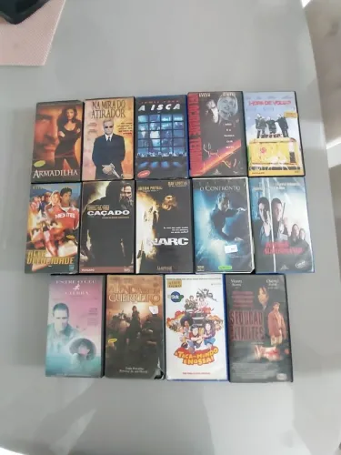 Coleção de Filmes em VHS - Diversos Títulos. Últimos títulos.