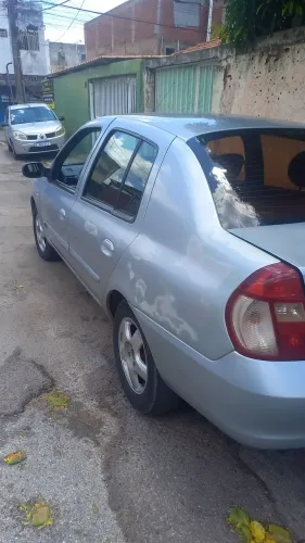 Renault Clio Sed. Privilège Hi-flex 1.6 16V 4P 2006