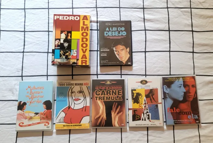 coleção de filmes box dvd pedro almodóvar + brinde a lei do desejo