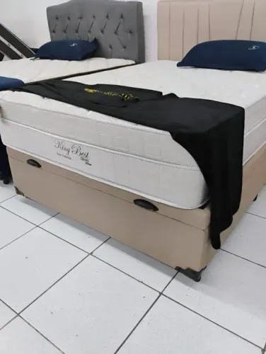  Cama Box Casal+Colchão de Molas Ensacadas 