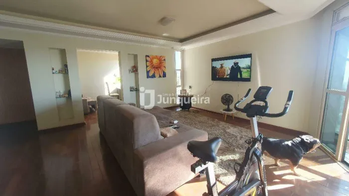 Apartamento à venda, 3 quartos, 1 suíte, 1 vaga, Centro - Rio das Pedras/SP