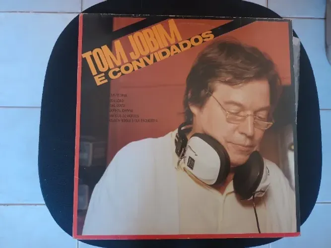 LP Vinil Tom Jobim e Convidados