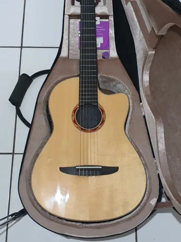 Violão Yamaha Ncx3 Nylon Sólido C/ Case Captação Atmosfeel