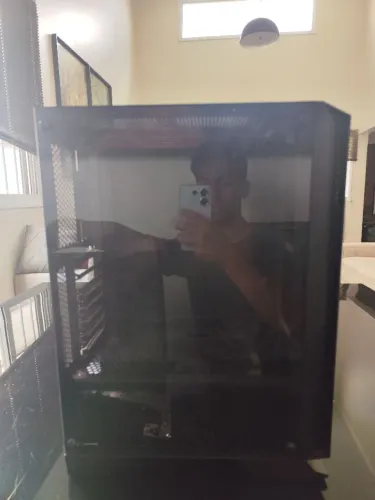 Gabinete Gamer Mancer suporta 5 ventoinhas