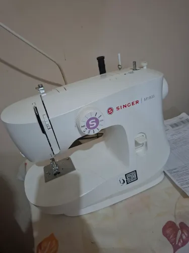 Vendo máquina de costura 