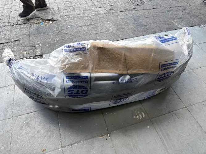 Parachoque Dianteiro Celta 2000 A 2004 2005 2006 Preto Text