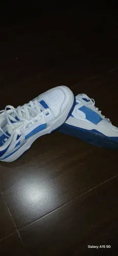 Tênis puma e Azul