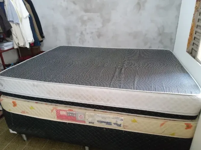 Cama Box com colchao