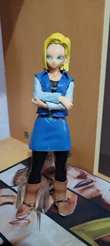 Figure Dragon Ball Z Android 18 23,5CM