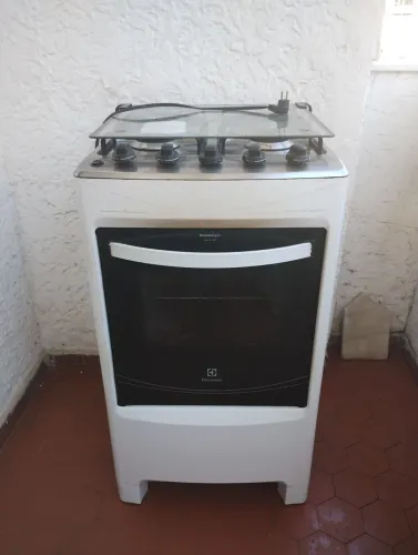 Fogão 4 bocas Electrolux - LEIA O ANÚNCIO 