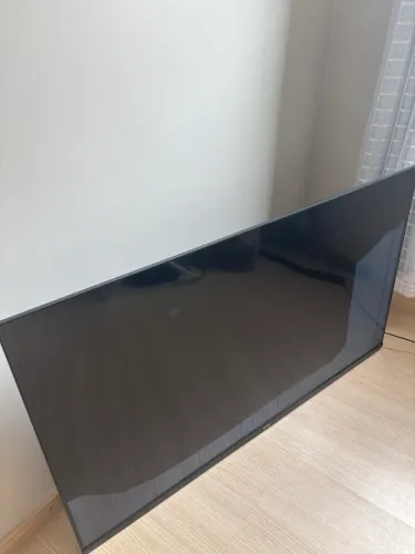 Smart Tv Philips 50 polegadas com defeito - Tela quebrada