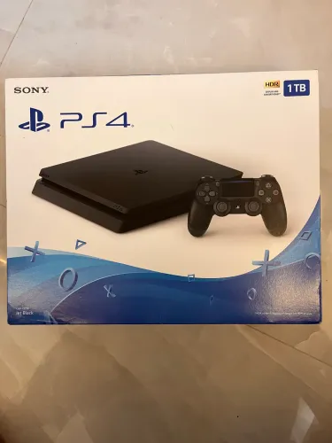 PlayStation 4 Slim 1TB - Modelo CUH-2215B - Excelente Estado