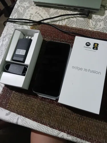 Vendo celular Motorola edge 70 fusion 256 giga