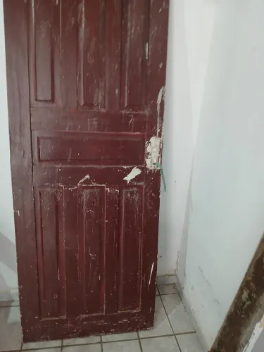 Vende-se janelas e porta