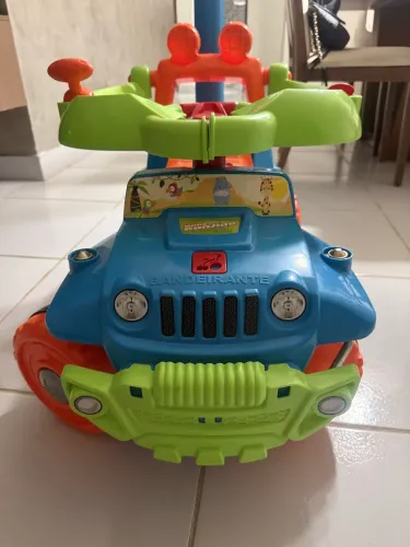 Carro Infantil Bandeirante - Baby Jipe