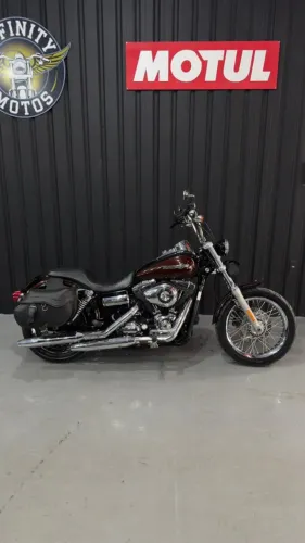 Harley-Davidson Dyna Super Glide Custom FXDC 2011/2011