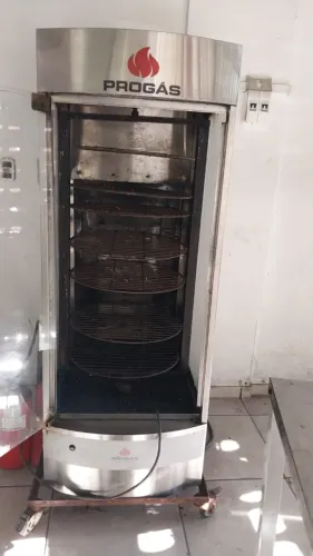 MAQUINA DE ASSADOS VERTICAL - CARNE E FRANGO