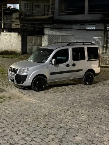 Fiat Doblo HLX 1.8 MPI Flex 5P 2011