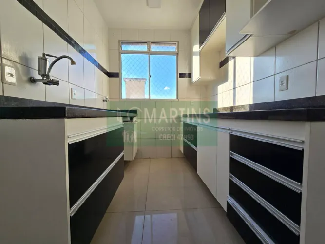 Apartamento à Venda em Belo Horizonte  3 Quartos, reformado e Elevador