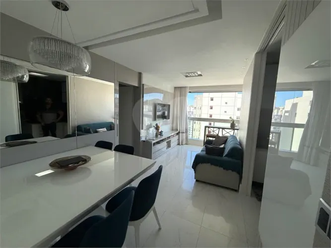 Apartamento com 2 quartos à venda em Praia do canto - ES