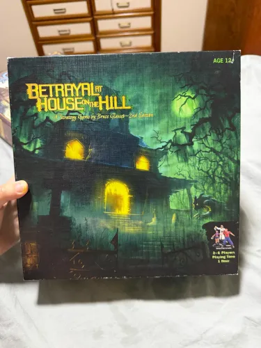 Jogo de tabuleiro Betrayal at house of the hill