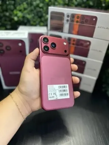 I18 (Celular sabor Iphone 18 pro max)