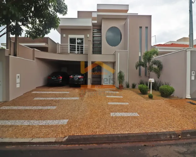 Linda casa localizada no Condomínio Jardins dos Ipês em Limeira