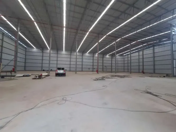 DUQUE DE CAXIAS ALUGO GALPÃO 7.000 m2
