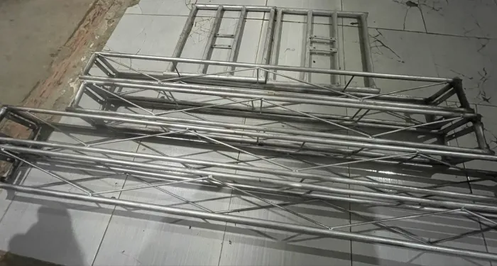 Treliça estrutura completa para iluminação e dj q15 3x2 com bases 50x50