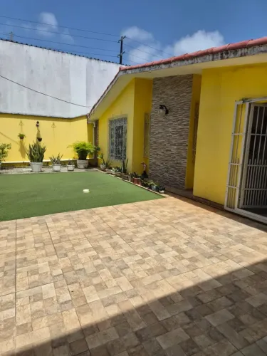 JB CASA COM 3 QUARTOS SENDO 1 SUÍTE EM NOVA PARNAMIRIM COM 300M² EM LOCALIZAÇÃO PRIVILEGIA