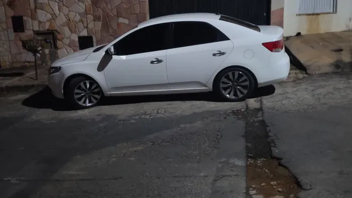 Kia Motors Cerato 1.6 16V Mec. 2013