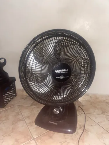 Ventilador | Mondial Super Power 40 cm, 6 pás, modelo da linha VSP-40.