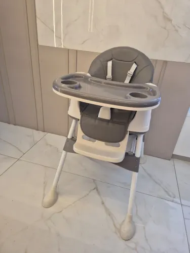 Cadeirinha de alimentação para bebê