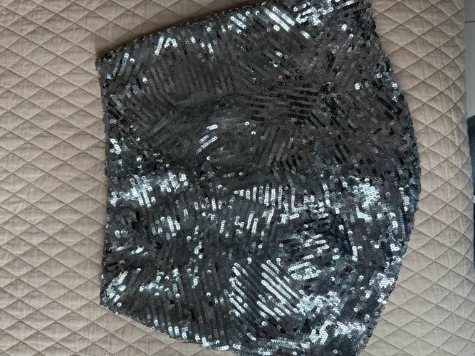 Saia de paetê prata 
