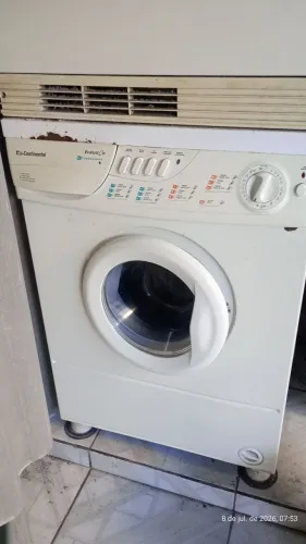 Máquina de lavar ,com defeito