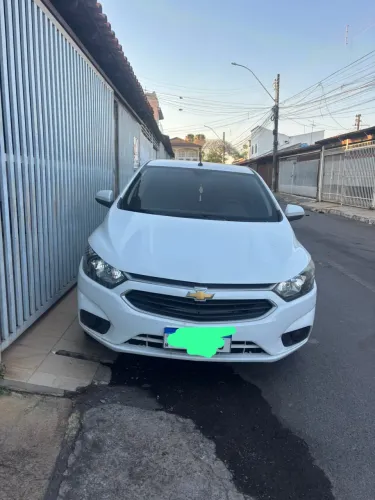 Chevrolet Onix Hatch LT 1.0 8V Flex Mec. 4P 2018