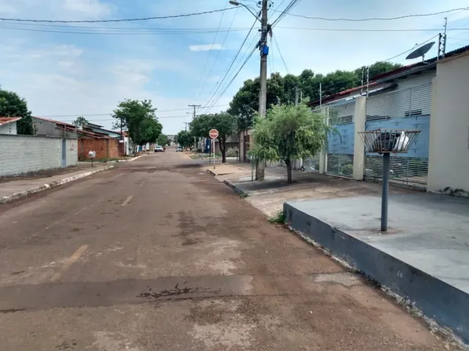 Lote atrás do posto Tocantins