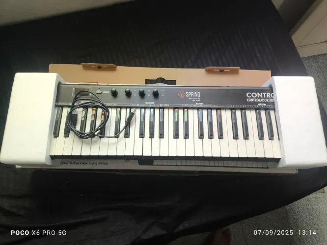 Teclado mid(controladora de 49 teclas)