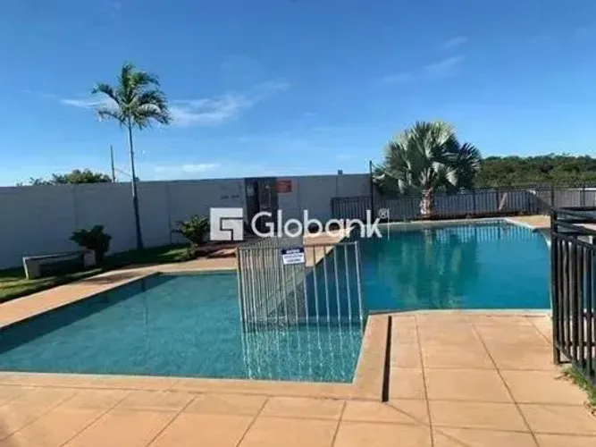 Loja/Salão/Ponto Comercial em Montes Claros, no bairro Jardim Primavera, à venda.