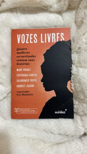 Vozes livres DESAPEGO LITERÁRIO