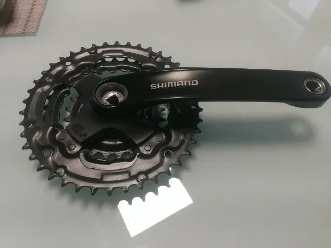 Pedivela Direito Shimano TY301