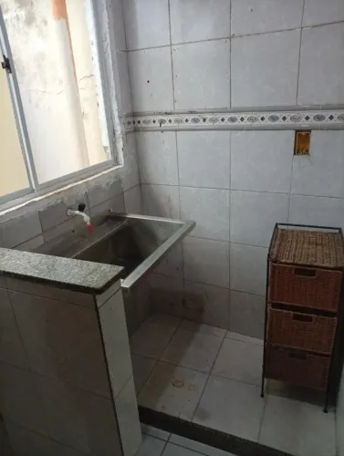 CASA PARA ALUGAR - CENTRO DE SÃO GONÇALO Localização: Rua Coronel Moreira César, Centro,