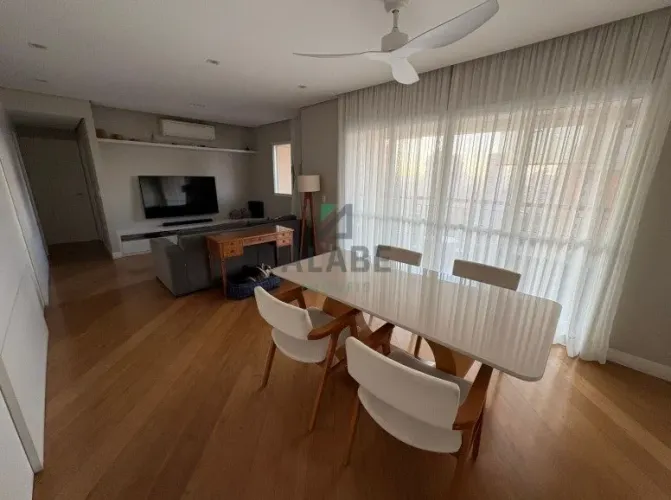 A Eloquência do Espaço: Onde a Vila Mascote Reivindica sua Relevância