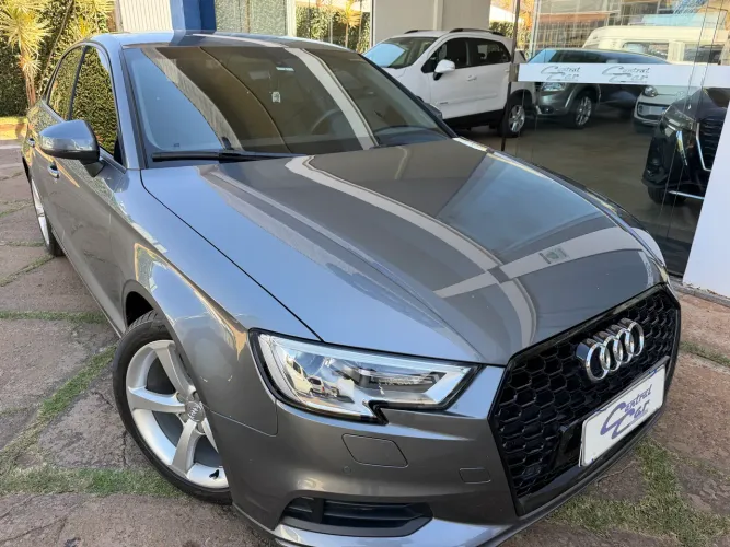 Audi A3 Sedan 1.4 TFSI Flex Tiptronic 4P 2018